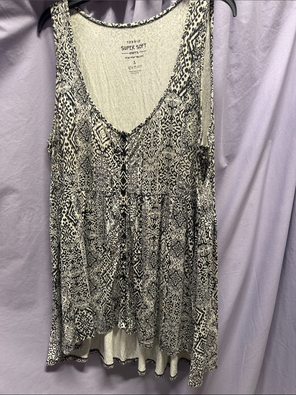 torrid Black & White Printed Super Soft Tank